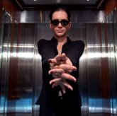 brian-molko-2000-0025